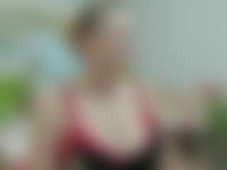 Live cam show with joyfuluntamed - Pov on UwU Esports