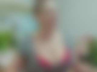 joyfuluntamed's Live Sex Cam Show