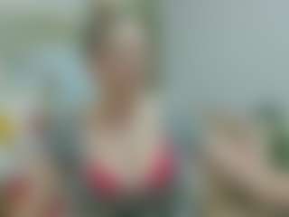 Live cam show with joyfuluntamed - Upskirt on dropp.cam