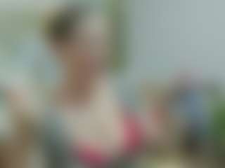 joyfuluntamed MILF webcam performer live streaming