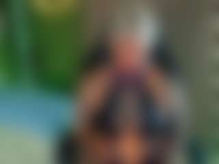 Live cam show with amyhouse - Machine on Milfs Live