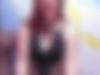 Live cam show with carollsweet - Glasses on fuklive.com