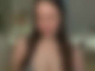 Live cam show with lattea - Solo on CamwithHer