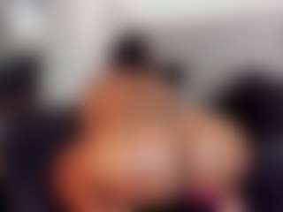 Live cam show with Claire Miller - Colombian on camgirlchat.live | colombia