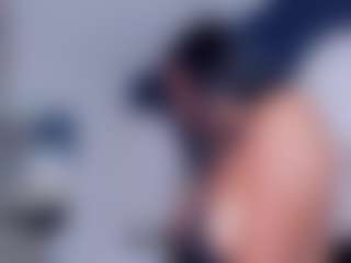 Live cam show with Claire Miller - Public on thefappeningchat.com