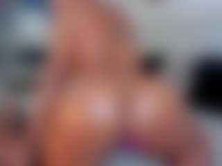 Live cam show with Claire Miller - Colombian on Camsoda | colombia