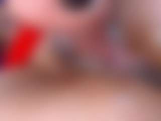 Live cam show with emielyn82 - Dom on MyBangCams