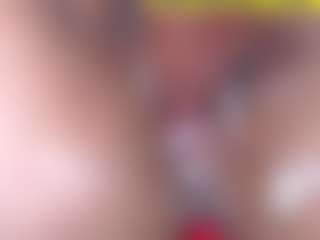 emielyn82's Live Sex Cam Show