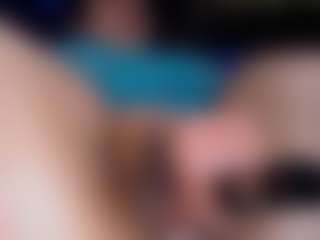 Live cam show with emielyn82 - Dom on Mixed Magazine Live