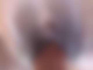 Live cam show with emielyn82 - Dom on madthumbs