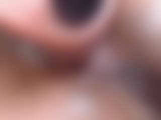 Live cam show with emielyn82 - Dom on hrnylive.com