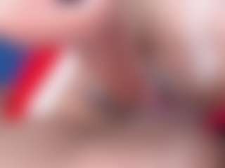 Live cam show with emielyn82 - Creamy on milfzrlive.com