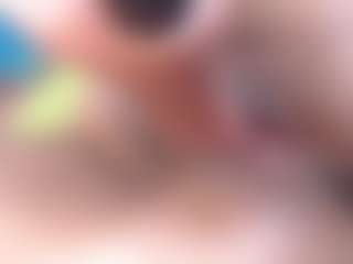 Live cam show with emielyn82 - Play on SquirtSoMuch