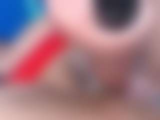 Live cam show with emielyn82 - Creamy on Chatstar