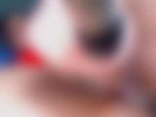 emielyn82's Live Sex Cam Show