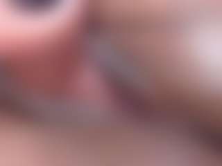 Live cam show with emielyn82 - Play on Camsoda
