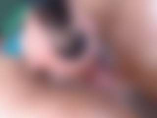 Live cam show with emielyn82 - Play on liverealitysex.com