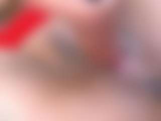 emielyn82's Live Sex Cam Show