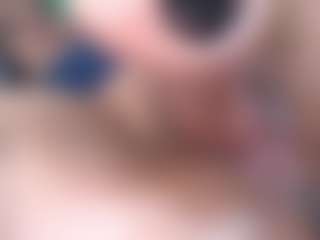 Live cam show with emielyn82 - Dom on infinitiblacc.com