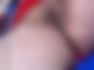 Live cam show with emielyn82 - Creamy on SxyPornLive