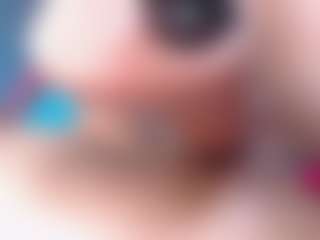 Live cam show with emielyn82 - Play on Camsoda
