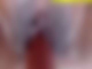 emielyn82's Live Sex Cam Show