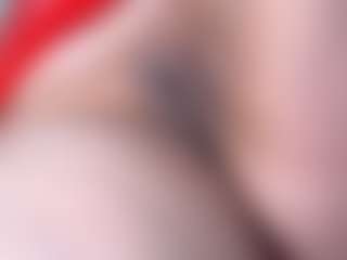 Live cam show with emielyn82 - Dom on Cam Slut