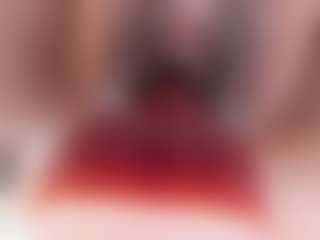 Live cam show with emielyn82 - Dom on Porn Luv