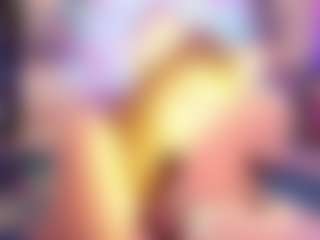 Live cam show with babyzelda - Emo on madthumbs
