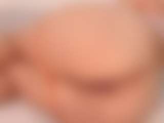 Live cam show with Annie - Eating Pussy on Camiplay Live