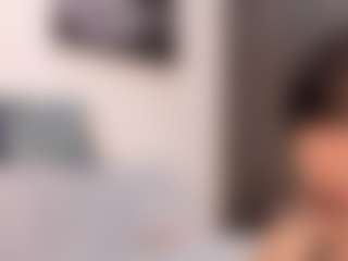 Live cam show with Annie - Eating Pussy on Milf Play