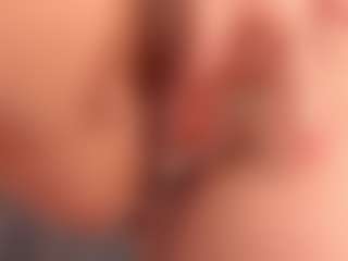 Live cam show with Annie - Riding on Streamer API