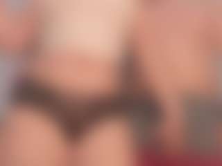 Live cam show with Annie - Eating Pussy on xxxlivecams.org