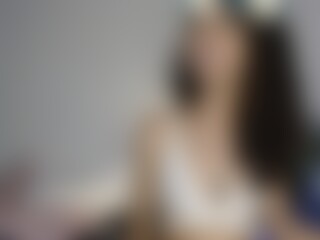 Live cam show with Claudia - Small on Camsoda