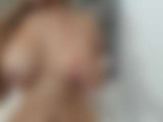 Live cam show with BIGBOOBSAdri - Slim on testsause.com