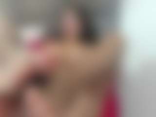 Live cam show with BIGBOOBSAdri - Slim on Stripli.com