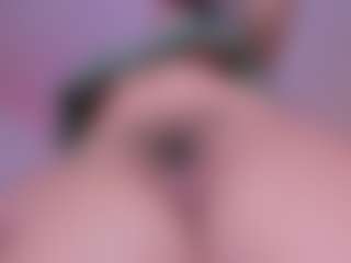 Live cam show with stacielayne - Asian Squirt on studioflirtlive.com