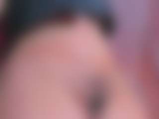 Live cam show with stacielayne - Bedroom Asian on Camsoda