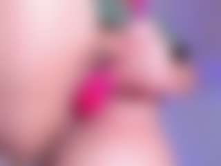 Live cam show with stacielayne - Asian Curvy on livesuperchat.net