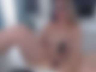 ErikaMonero's Live Sex Cam Show