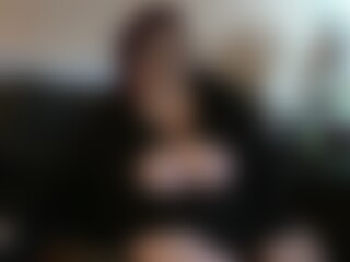 Live cam show with Sirena Leonheart - Nerd on Camsoda.co