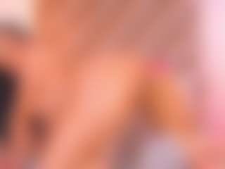 Malaia Hills's Live Sex Cam Show