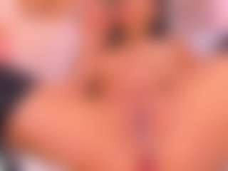 Malaia Hills's Live Sex Cam Show