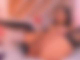 Malaia Hills's Live Sex Cam Show