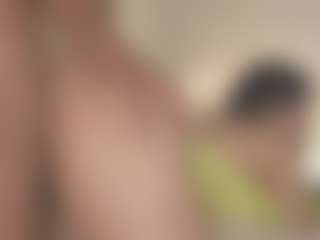 Live cam show with ginaakemi - Suck on Camsoda