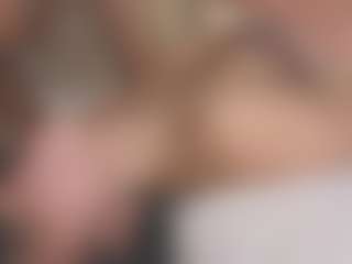 Live cam show with ginaakemi - Hairy on StripNow