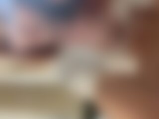 carrieemberlyn's Live Sex Cam Show