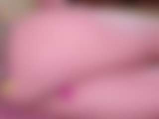 Live cam show with laura - Hairy Pussy Brown Hair on Camsoda