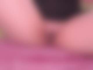 Live cam show with laura - Oil on Cam Slut