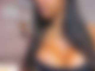 Live cam show with Sexyebunny_vip - Brown Eyes on AdultVida.com